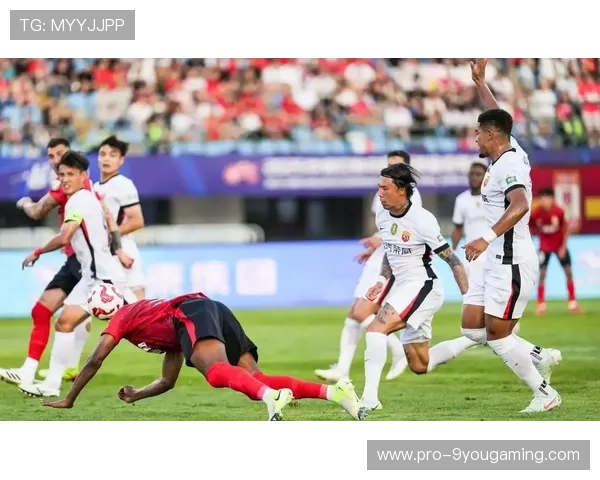 上海海港客场亚冠生死战，柔佛主场迎接严峻挑战